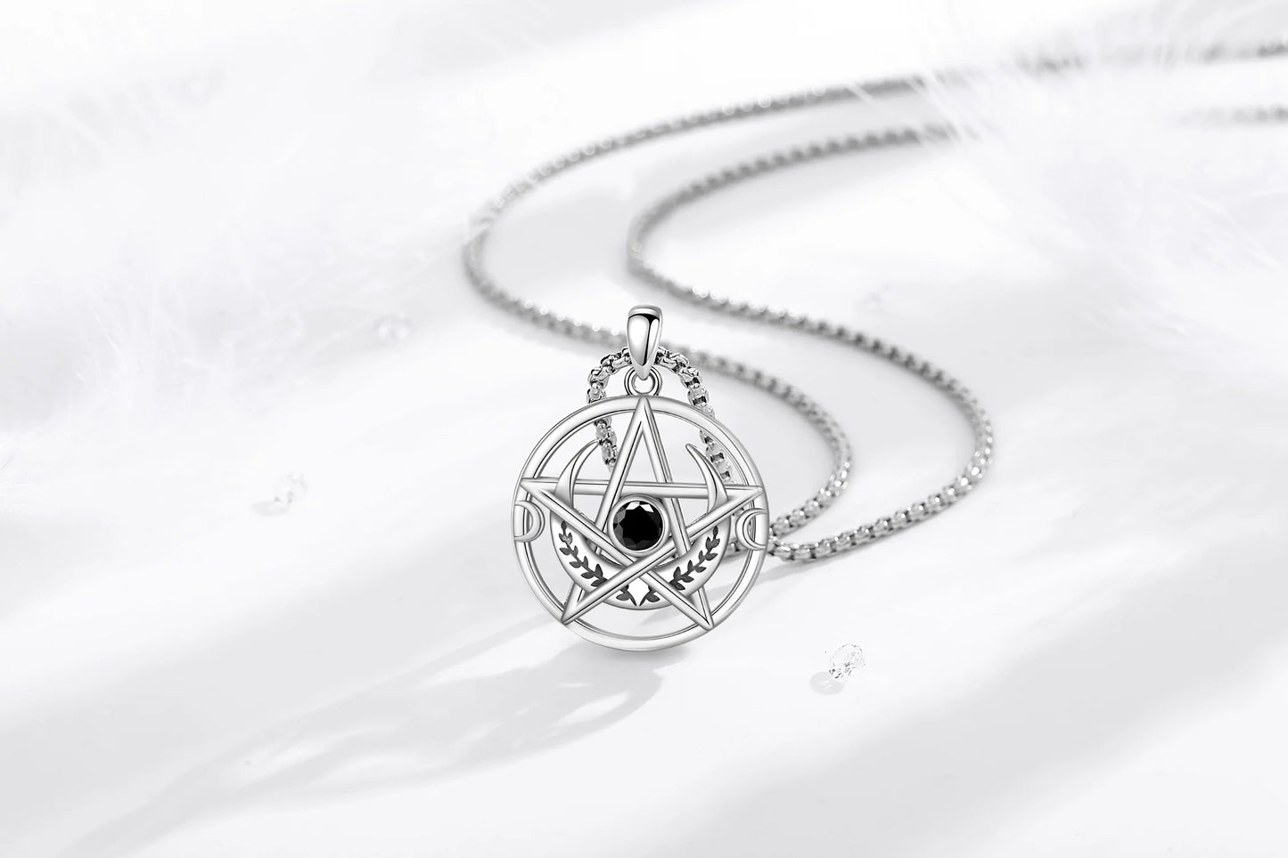 Collier Eudora en argent sterling 925 avec pentagramme et pendentif amulette triple lune en zircon noir | Bijou païen wicca, cadeau pour femmes et hommes