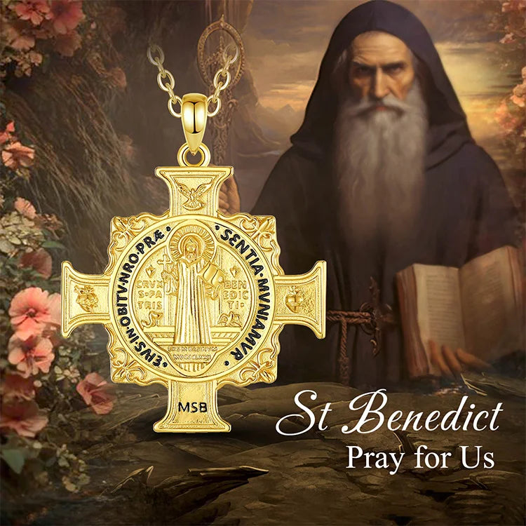 Collier Eudora en argent sterling 925 avec pendentif croix et médaille de Saint Benoît – Plaqué or 18 carats | Bijou de protection chrétien pour homme 