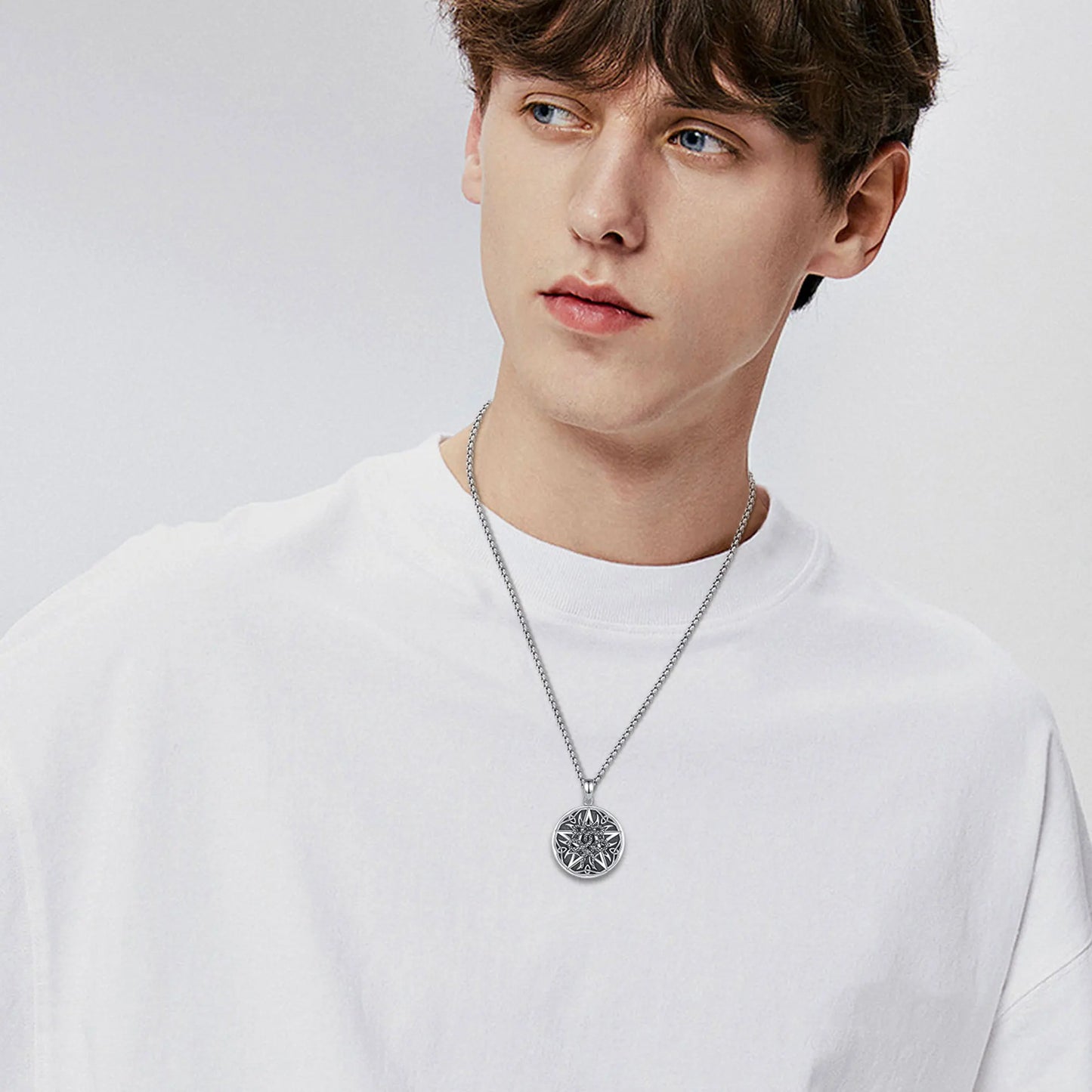 Collier Eudora en argent sterling 925 avec pentagramme et serpent – ​​Pendentif croissant de lune et nœud celtique | Bijou spirituel wiccan païen pour homme