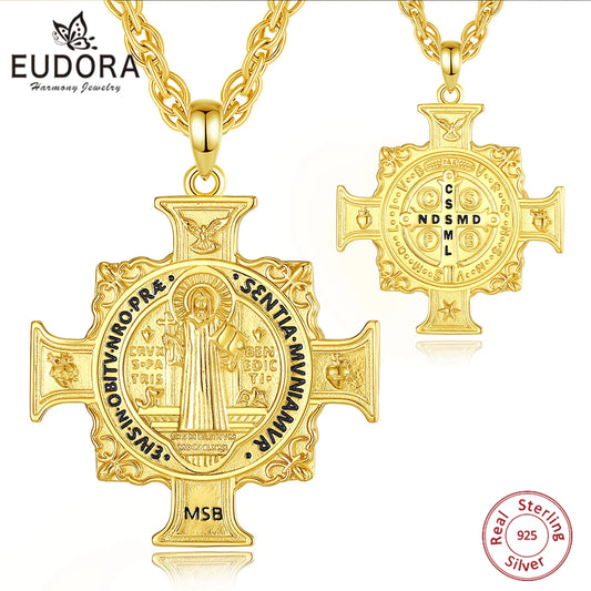 Collar Eudora de plata de ley 925 con medalla de San Benito y colgante de cruz bañado en oro de 18 quilates | Joyería cristiana de protección para hombre 