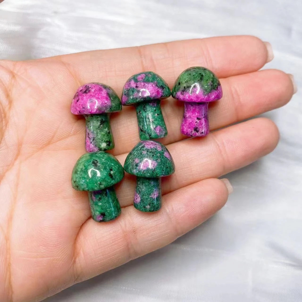 1x Mini Mushroom Crystal 9x20 mm – Multi-Stone Collection