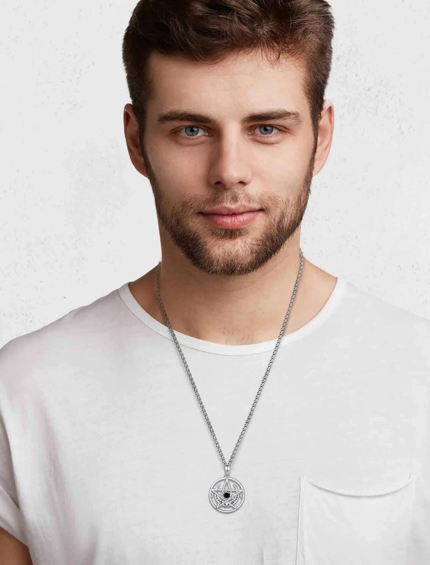 Collier Eudora en argent sterling 925 avec pentagramme et pendentif amulette triple lune en zircon noir | Bijou païen wicca, cadeau pour femmes et hommes