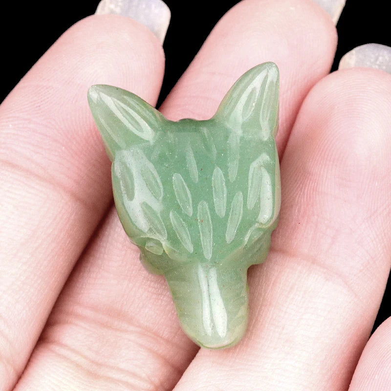 1x 27x25 mm Carved Wolf Head Crystal – Multi-Stone Collection