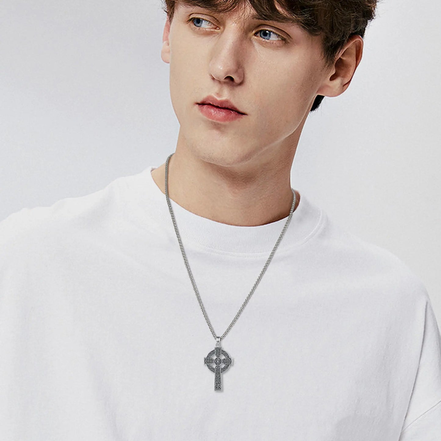 Collier croix nœud celtique en argent sterling 925 Eudora – Pendentif Chi Rho vintage | Bijou religieux chrétien, cadeau pour femmes et hommes 