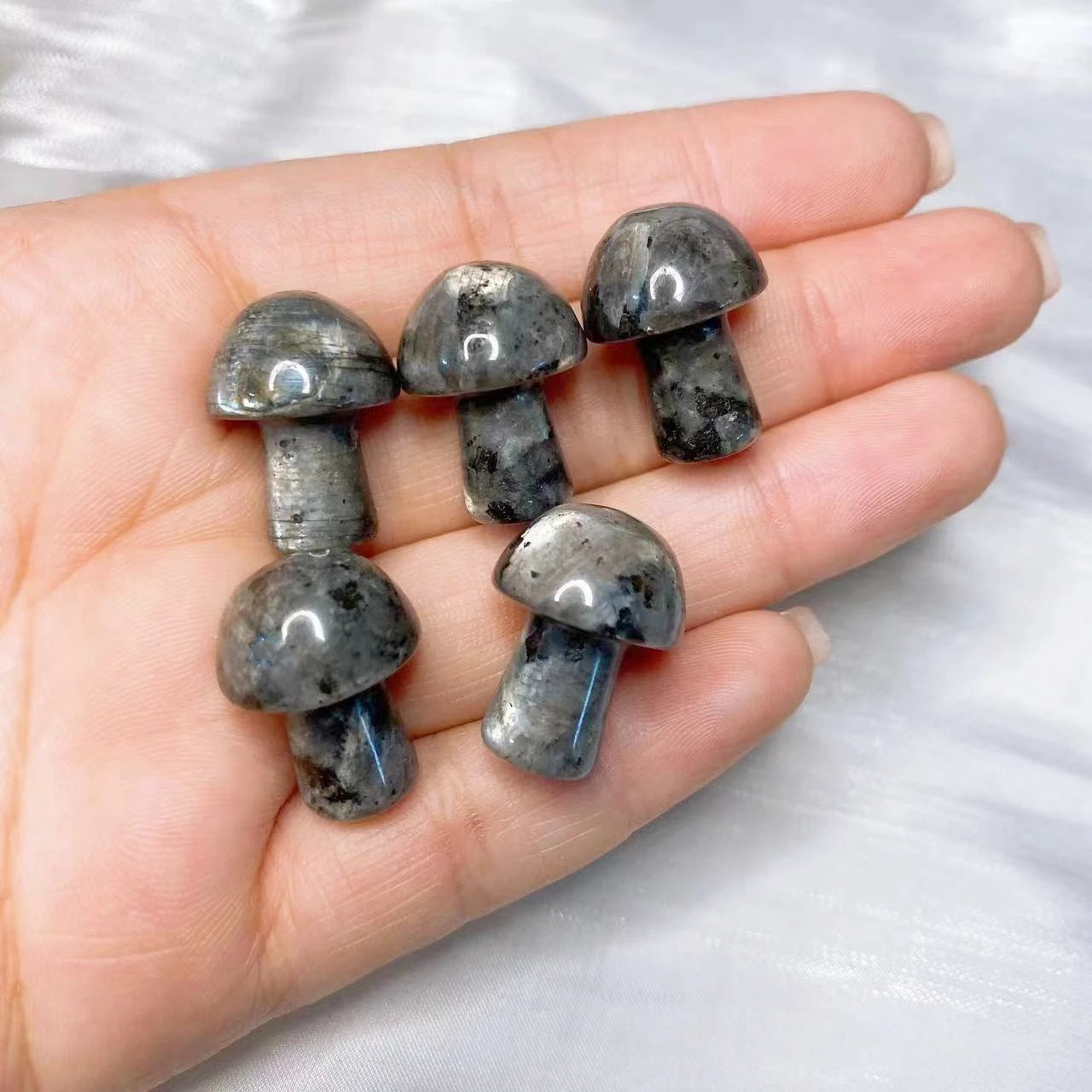 1x Mini Mushroom Crystal 9x20 mm – Multi-Stone Collection